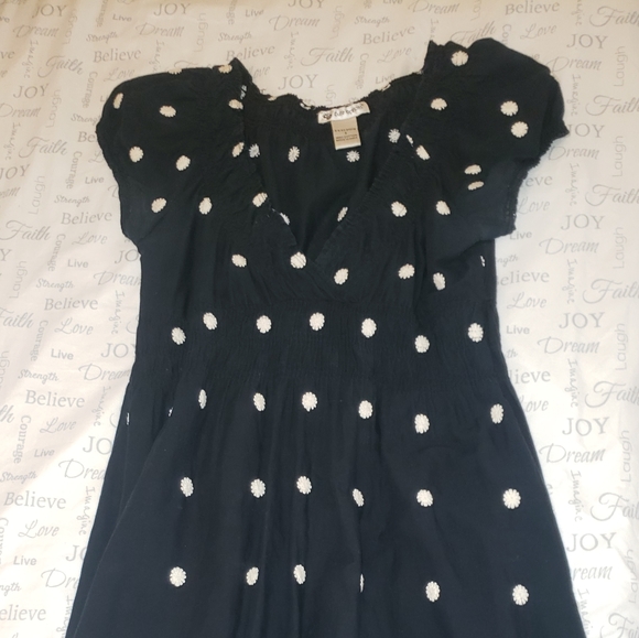 Sundress - Picture 2 of 8